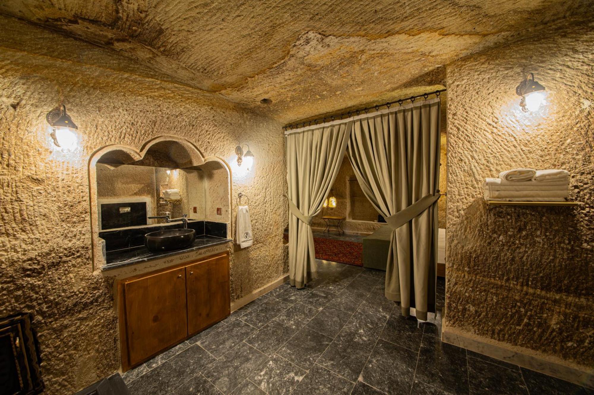 Ares Cave Suites Γκόρεμε Εξωτερικό φωτογραφία