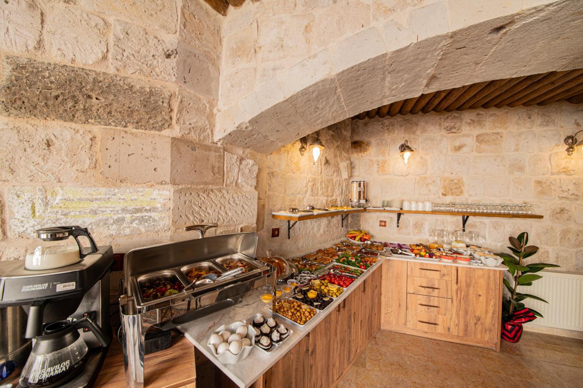 Ares Cave Suites Γκόρεμε Εξωτερικό φωτογραφία