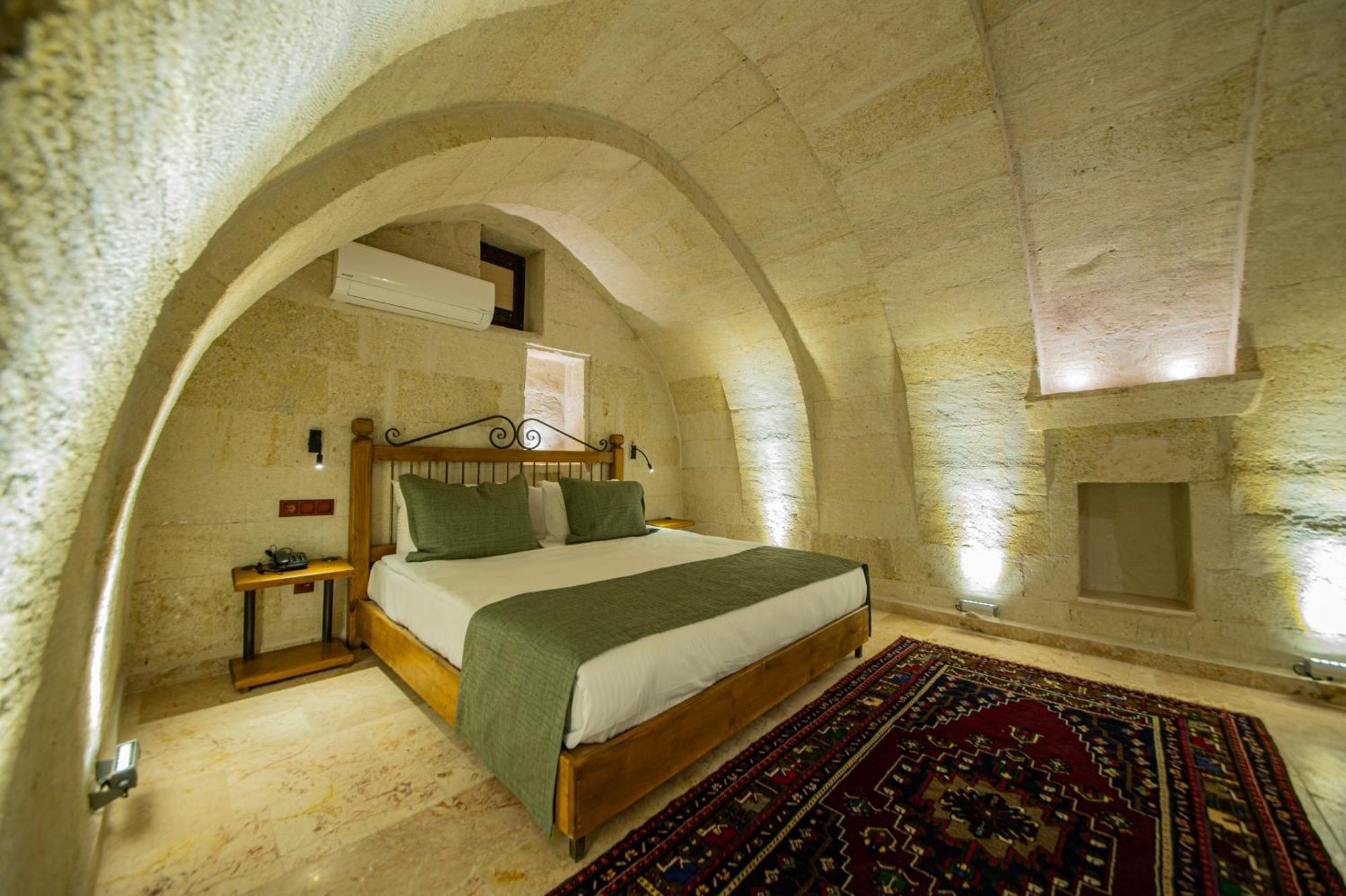 Ares Cave Suites Γκόρεμε Εξωτερικό φωτογραφία