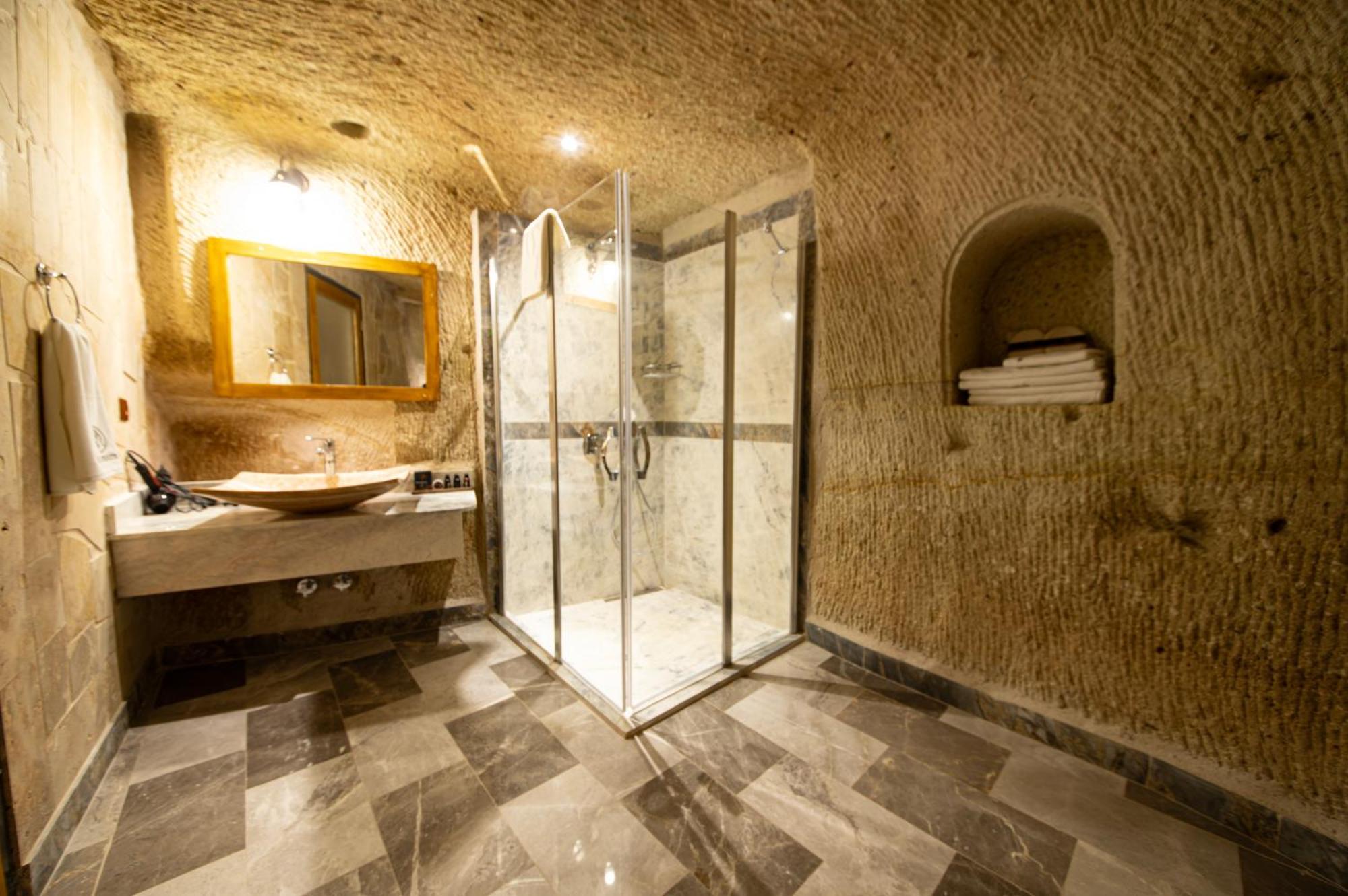Ares Cave Suites Γκόρεμε Εξωτερικό φωτογραφία