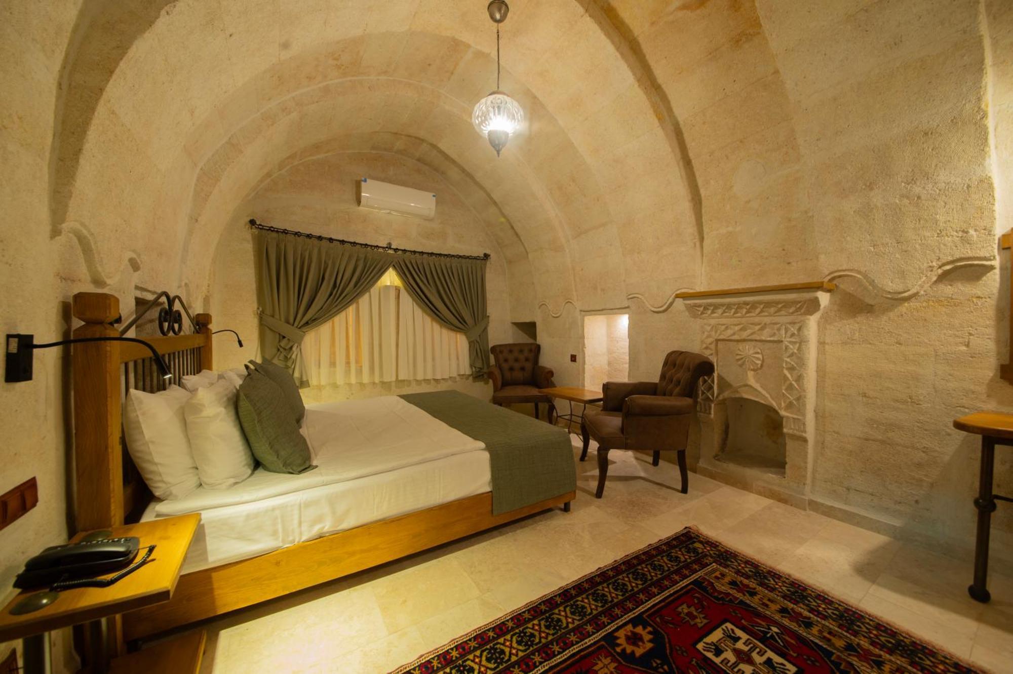 Ares Cave Suites Γκόρεμε Εξωτερικό φωτογραφία