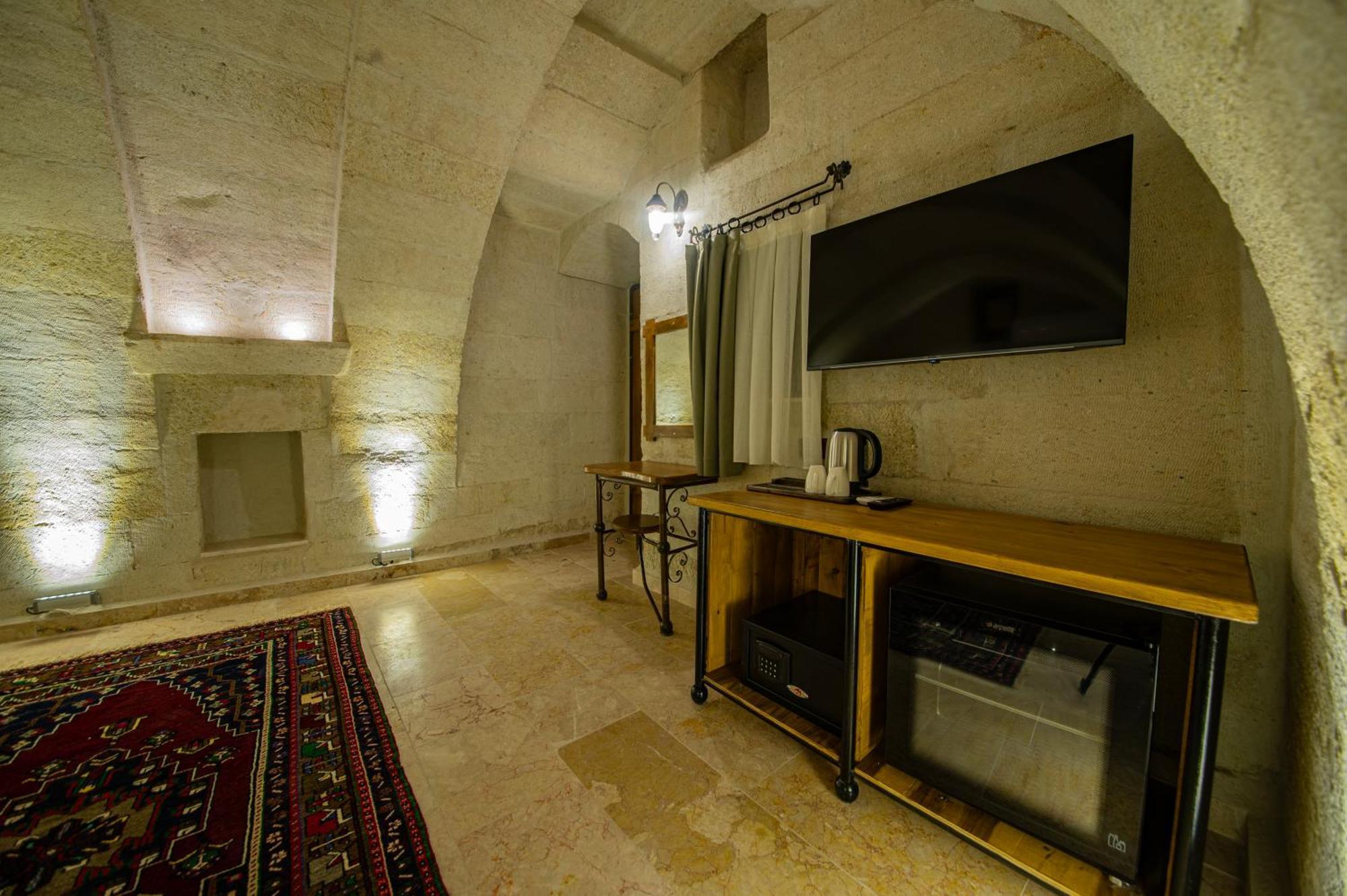 Ares Cave Suites Γκόρεμε Εξωτερικό φωτογραφία