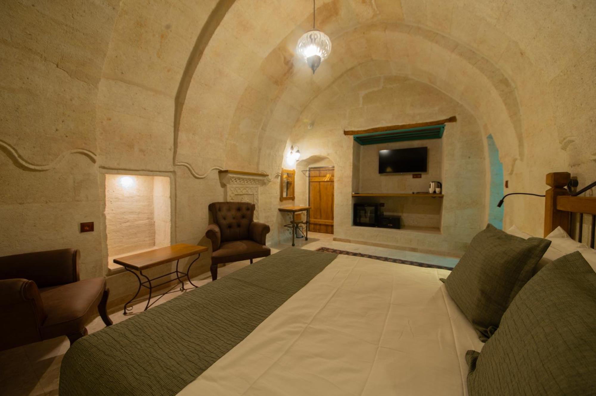 Ares Cave Suites Γκόρεμε Εξωτερικό φωτογραφία