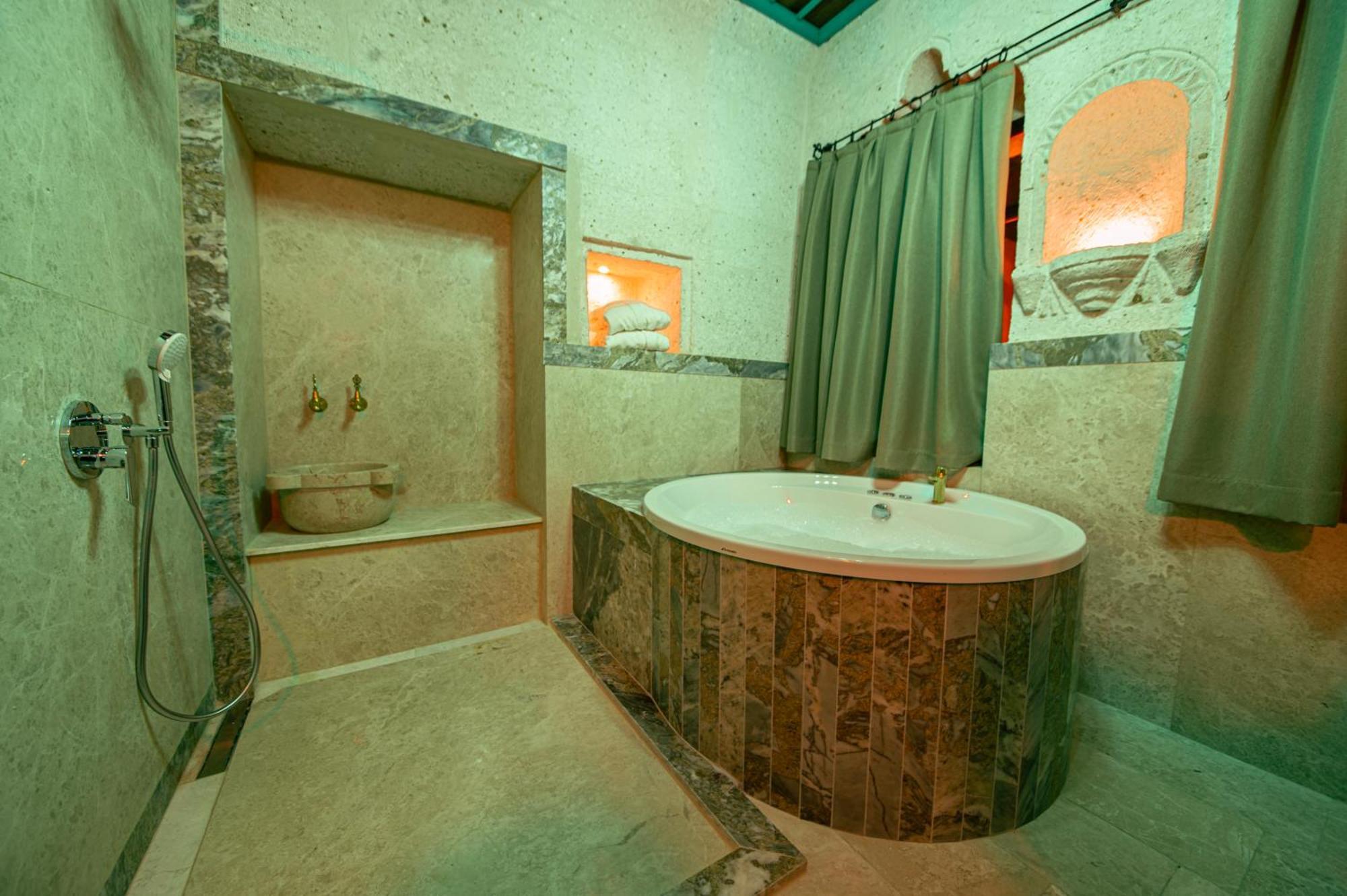 Ares Cave Suites Γκόρεμε Εξωτερικό φωτογραφία